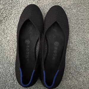 Rothy's Black Flats with Blue Accent size 7.5